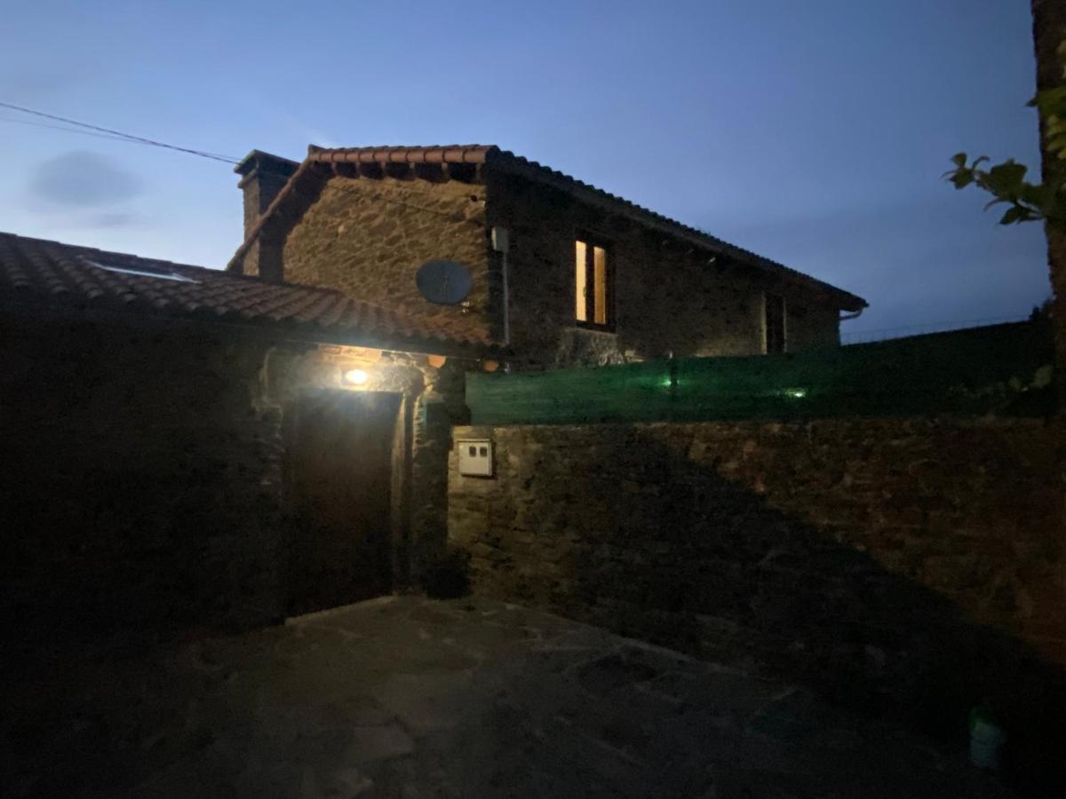 Casal De Pedra Villa Santa Irene Exterior photo